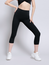 Load image into Gallery viewer, Fresh Start Crop Leggings in Jet Black
