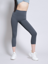 Load image into Gallery viewer, Fresh Start Crop Leggings in Midnight Blue