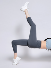 Load image into Gallery viewer, Fresh Start Crop Leggings in Midnight Blue