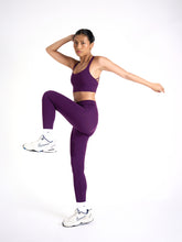 Load image into Gallery viewer, Essential Leggings in Berry Sangria