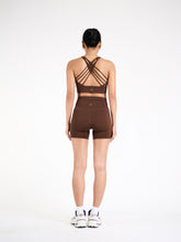 Load image into Gallery viewer, Stride Mid Thigh Shorts 6” in Coffee