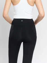 Load image into Gallery viewer, Elite Pocket Leggings in Jet Black