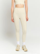 Load image into Gallery viewer, Ultra Lush Leggings in Pearl