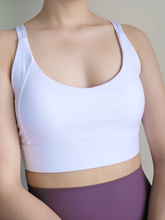Load image into Gallery viewer, Form Twist Bra in White