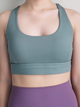 Load image into Gallery viewer, Move Cross Bra in Forest