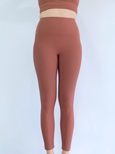 Load image into Gallery viewer, All Day Ribbed Leggings in Dusk