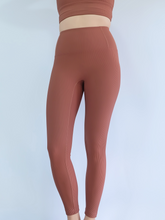 Load image into Gallery viewer, All Day Ribbed Leggings in Dusk