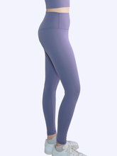 Load image into Gallery viewer, Essential Leggings in Lilac