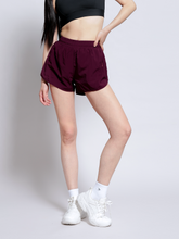 Load image into Gallery viewer, Cardio Running Shorts 2.5” in Wine
