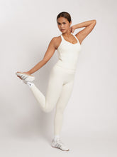 Load image into Gallery viewer, Active Leggings in Vanilla Milk
