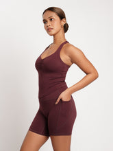 Load image into Gallery viewer, Active Pocket Shorts 6" in Deep Burgundy
