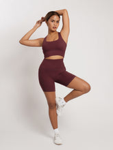 Load image into Gallery viewer, Active Pocket Shorts 6" in Deep Burgundy
