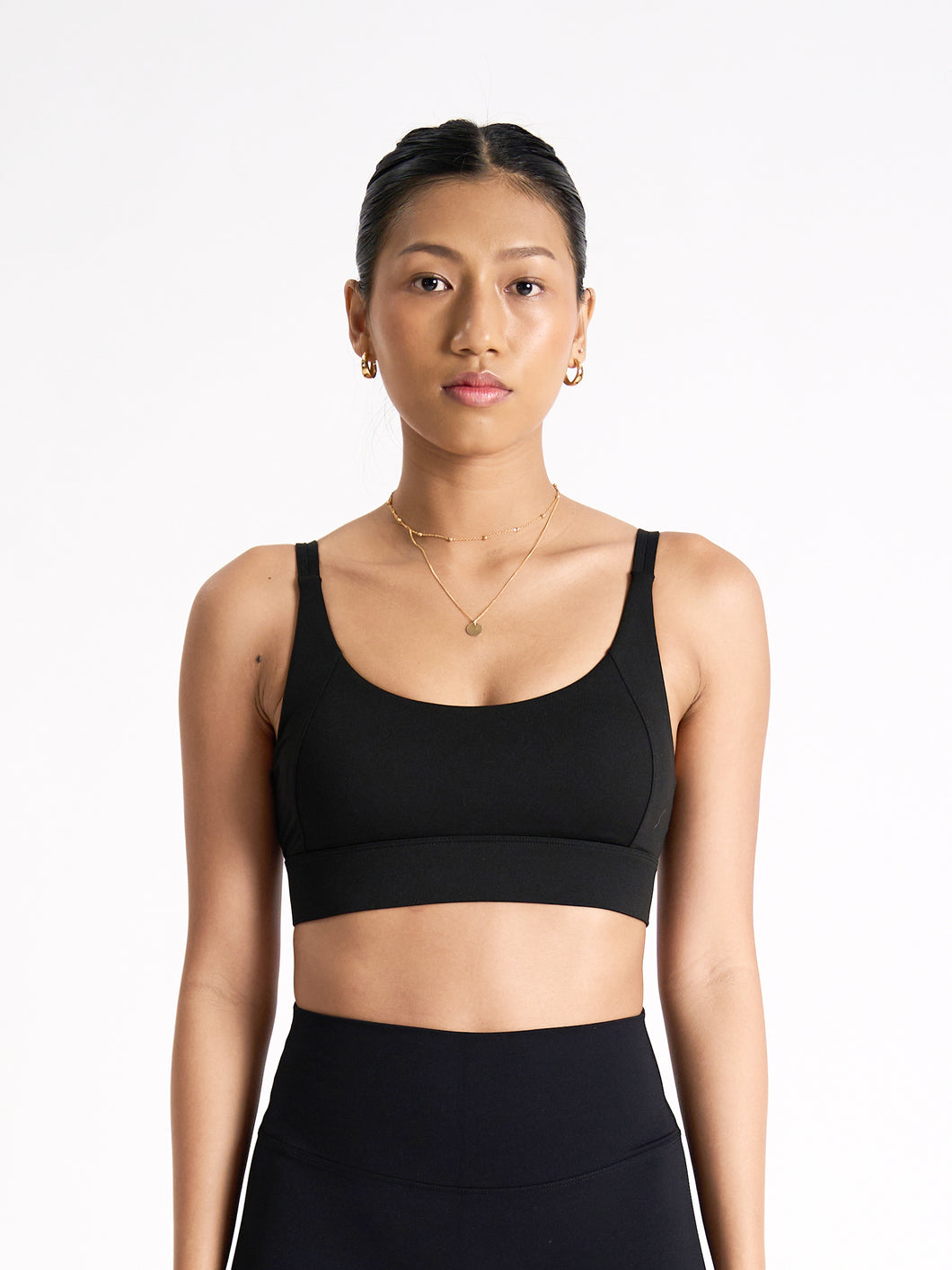 Form Twist Bra in Jet Black