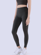 Load image into Gallery viewer, Ultra Lush Leggings in Charcoal
