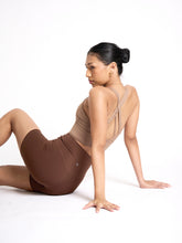 Load image into Gallery viewer, Pulse Strappy Bra in Mocha Mousse
