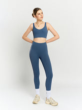 Load image into Gallery viewer, Ultra Lush Leggings in Cobalt
