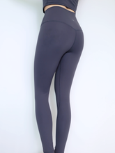 Load image into Gallery viewer, Essential Leggings in Grey Navy
