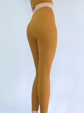 Load image into Gallery viewer, All Day Ribbed Leggings in Dawn
